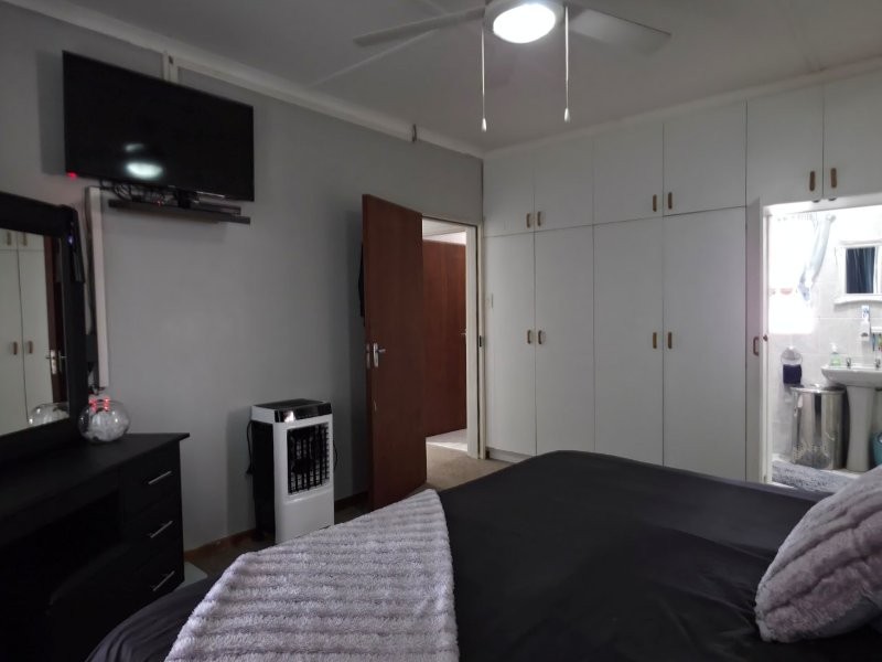 3 Bedroom Property for Sale in Wavecrest Eastern Cape